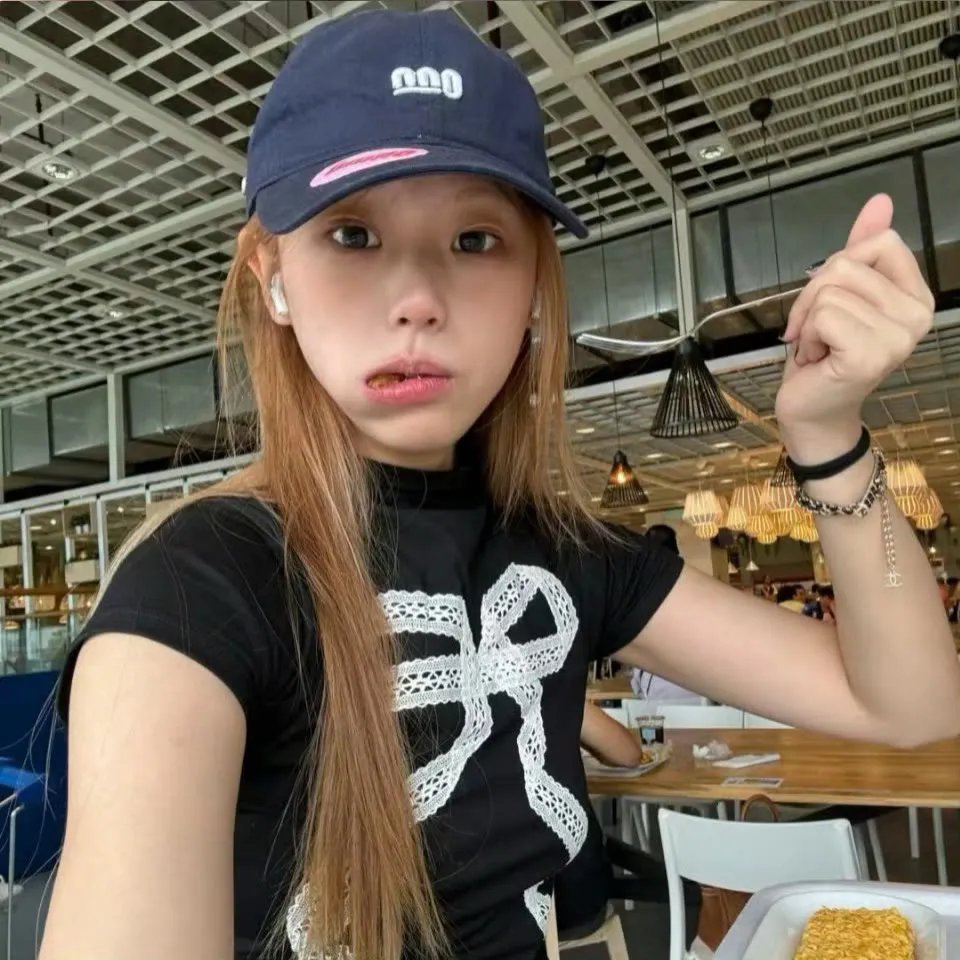 渺小而坚韧